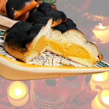 Load image into Gallery viewer, PRE-RECORDED 🎥 Pan de Muerto with a Pumpkin Atole filling 💀🎃 online class
